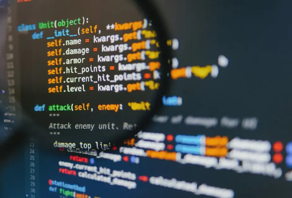 Python中的标识符基础是什么？